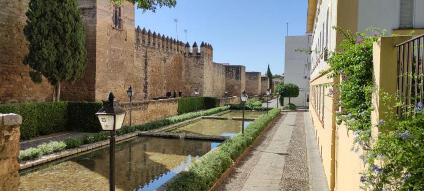 Patio De La Muralla Apartamentos Cordoba Dış mekan fotoğraf