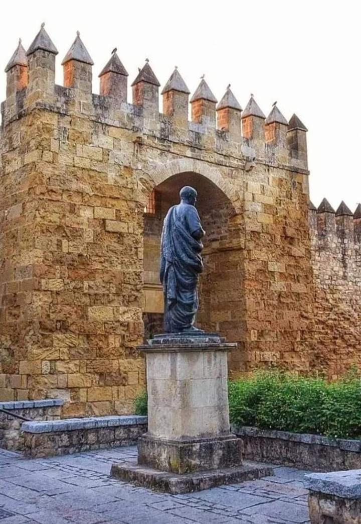 Patio De La Muralla Apartamentos Cordoba Dış mekan fotoğraf